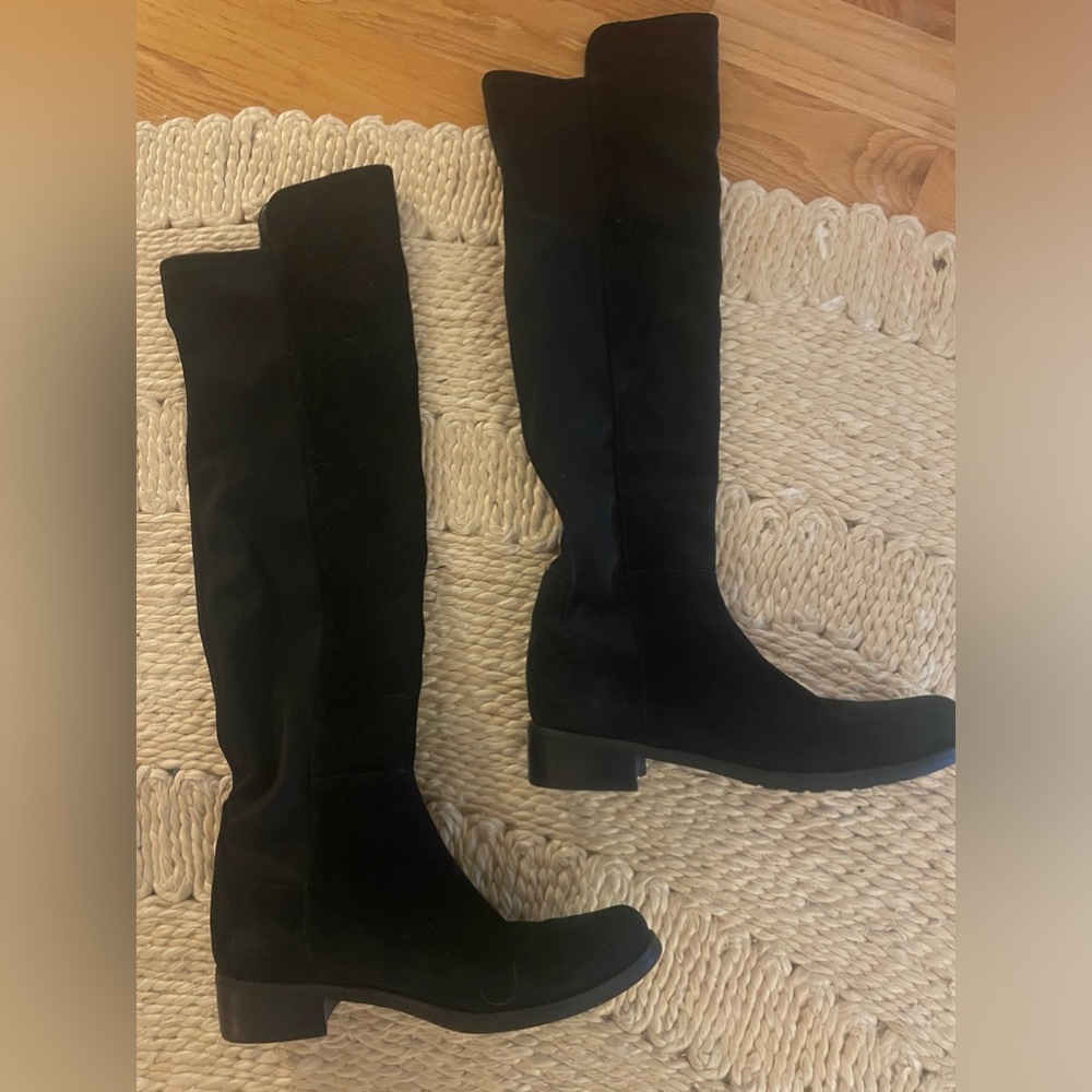 Blondo waterproof Boots- 7.5 Womens. Purchased on tuckernuck and too small.